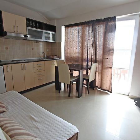 Apartmani Irena Petrovazzo Esterno foto